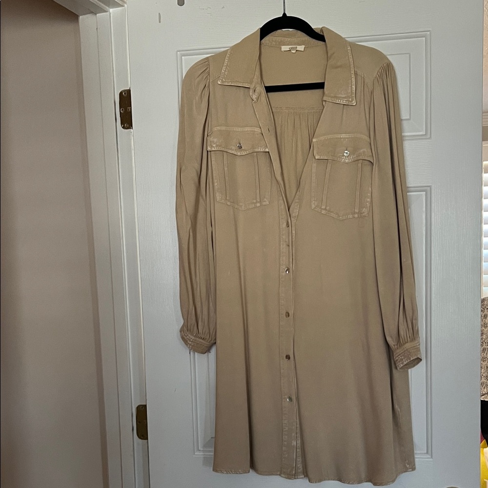Elegant Beige Long Sleeve Dress